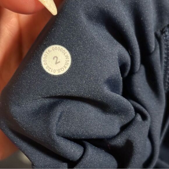 Lululemon Fast & Free 7/8 Tight II *Non-Reflective Nulux 25" Blue- Size 2 - Picture 8 of 8
